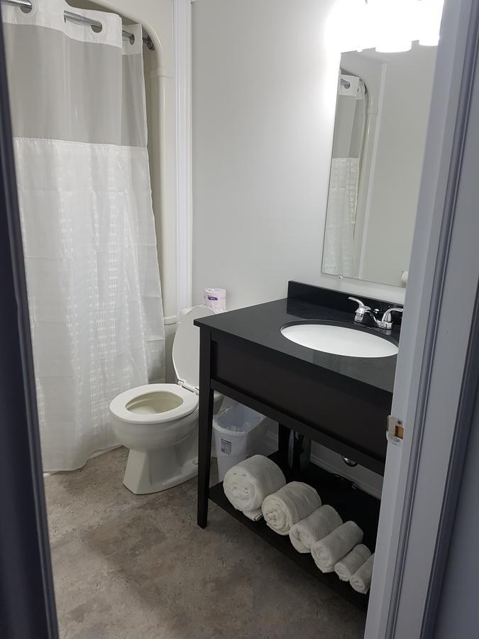 Seaport Inn Port Union Ngoại thất bức ảnh